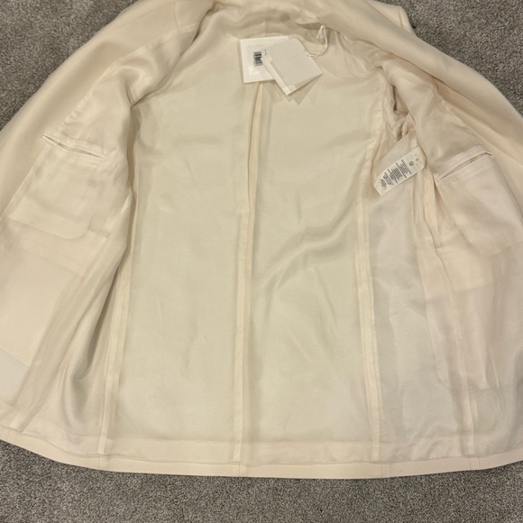 The Row Jerry Jacket in Wool Cream Blazer Size 12 NWT - Picture 15 of 16
